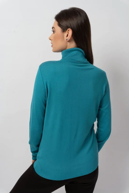 gładki wiskozowy sweter z golfem w kolorze turkusowym