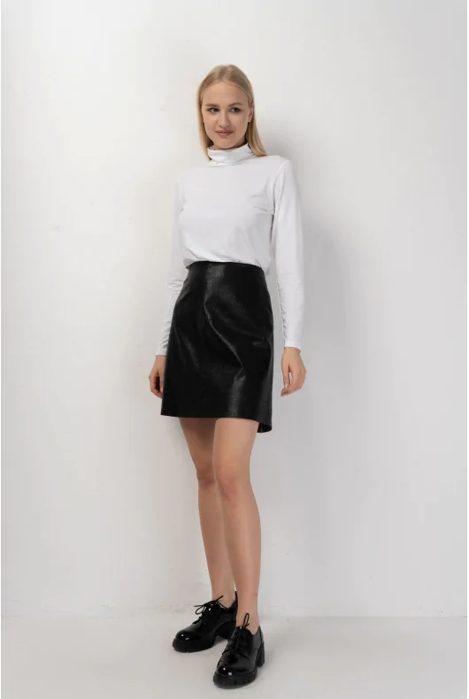 Skórzana spódnica mini w kolorze czarnym