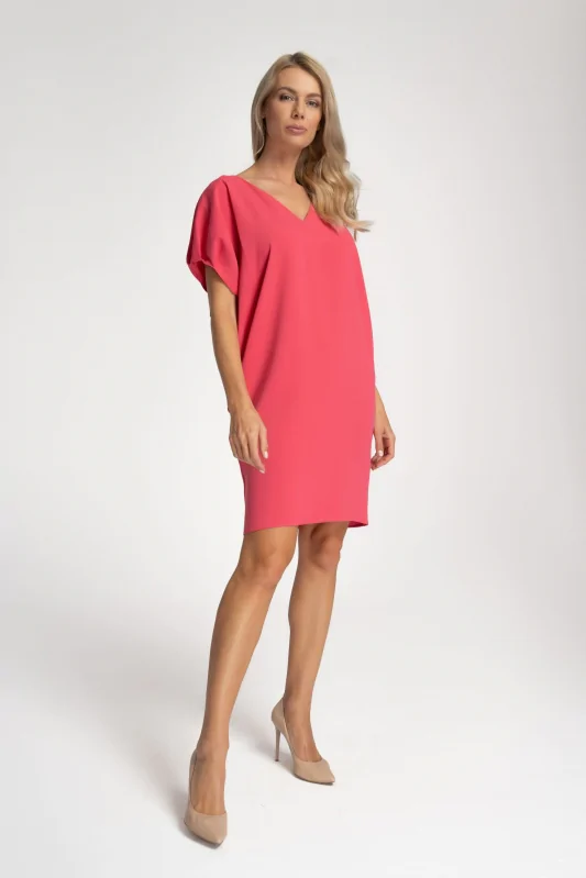 różowa sukienka oversize z kieszeniami, mini z wycięciem na plecach