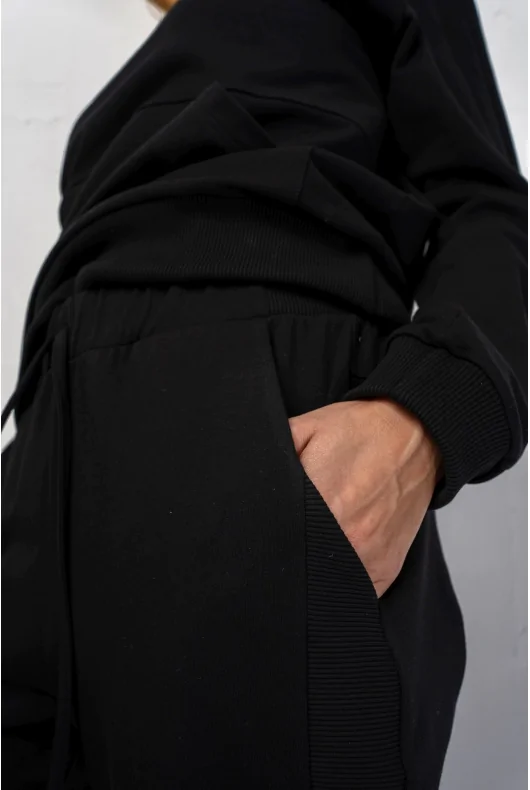 Czarne bawełniane spodnie dresowe damskie