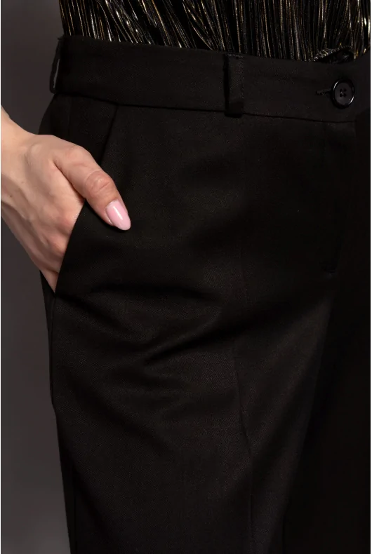 Szerokie czarne spodnie damskie Wide z rozszerzanymi nogawkami