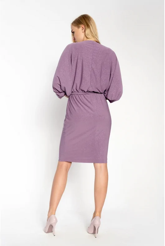nietoperzowa sukienka do kolan, w kolorze fioletowym z połyskiem