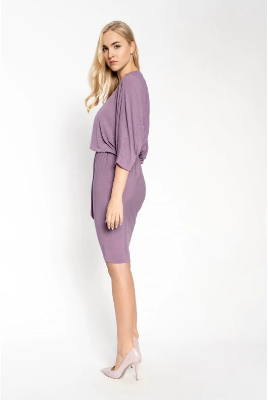 nietoperzowa sukienka do kolan, w kolorze fioletowym z połyskiem