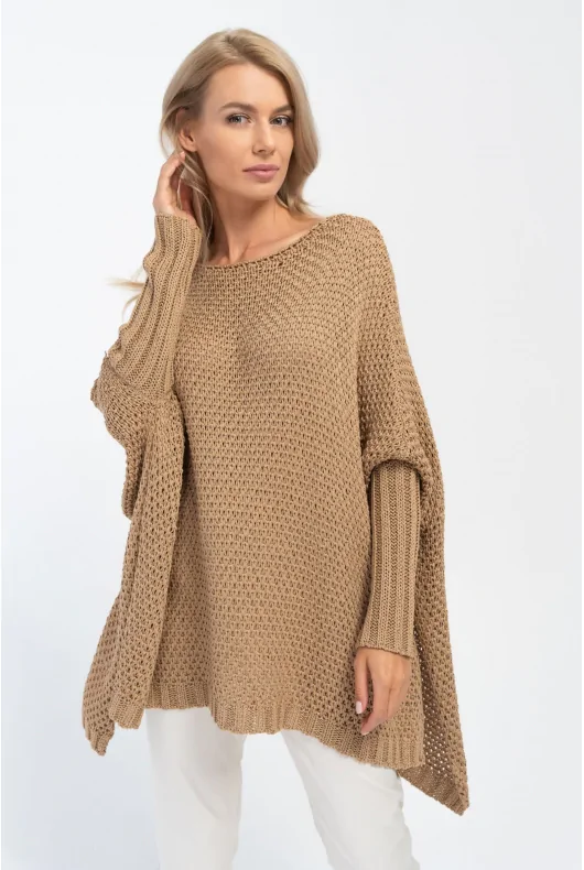 oversizowy sweter ponczo w kolorze beżowym o ażurowym splocie