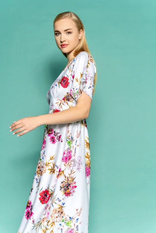 długa sukienka MAXI w kwiatowy wzór z wiskozy